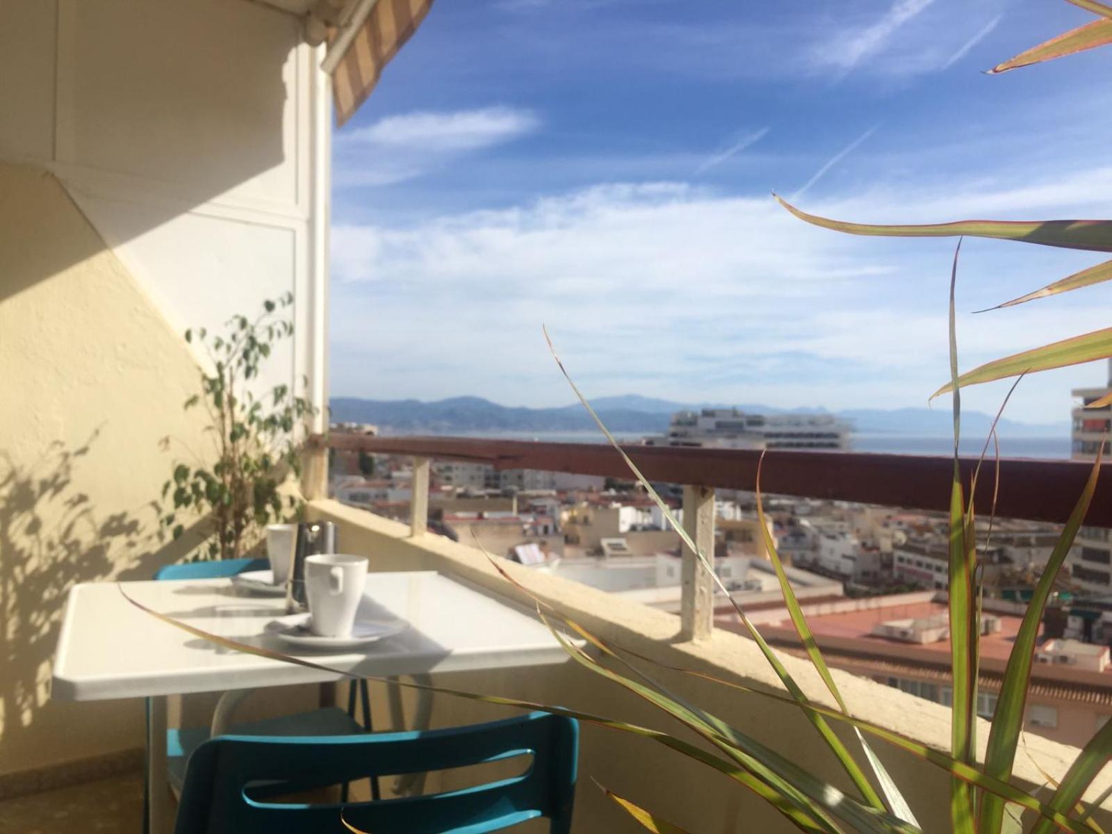 Apartamento En El Centro De Торремолинос Экстерьер фото