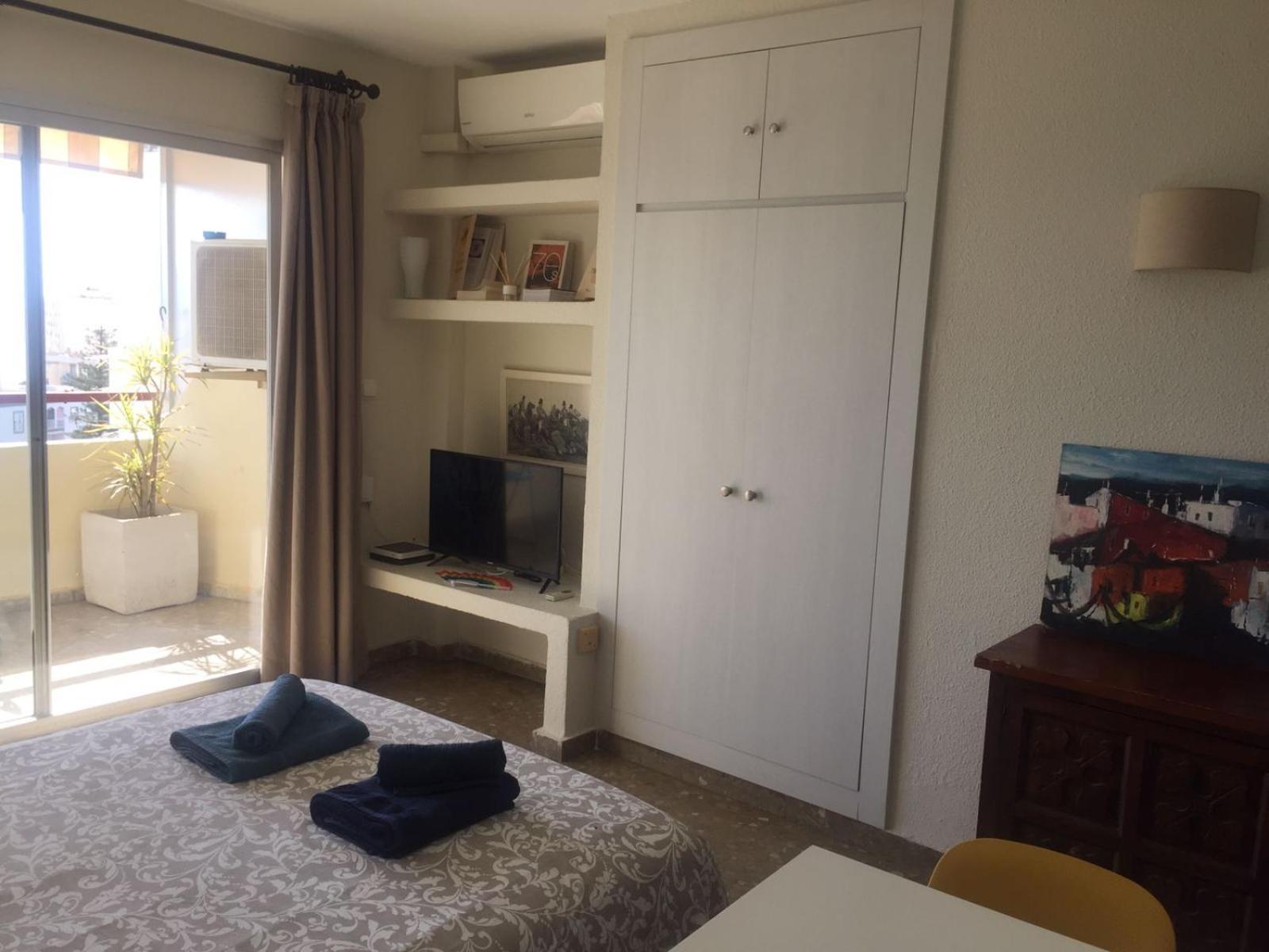 Apartamento En El Centro De Торремолинос Экстерьер фото