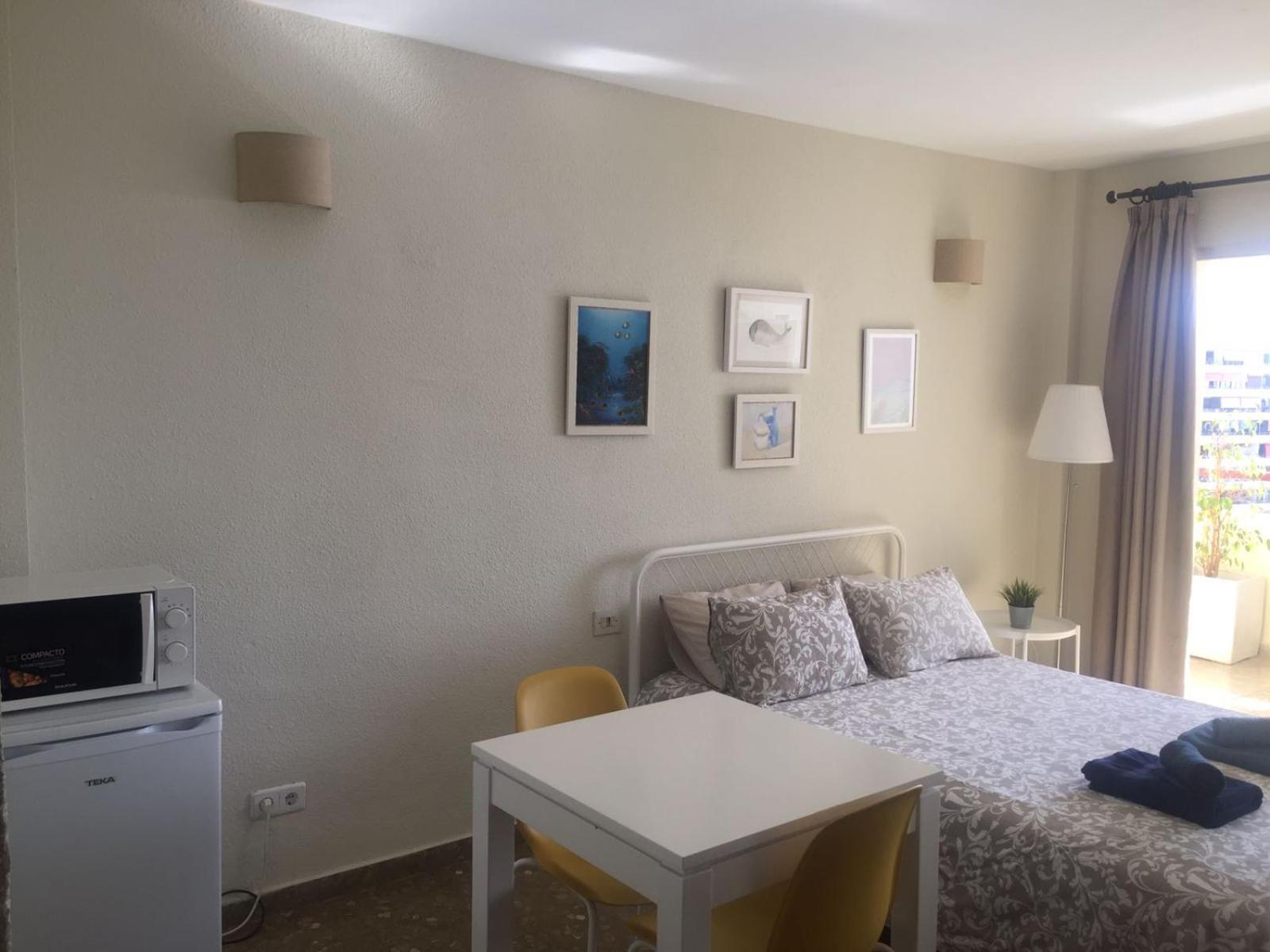 Apartamento En El Centro De Торремолинос Экстерьер фото